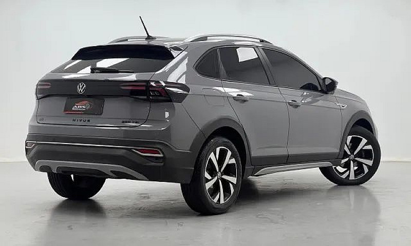 Volkswagen Nivus Hig...