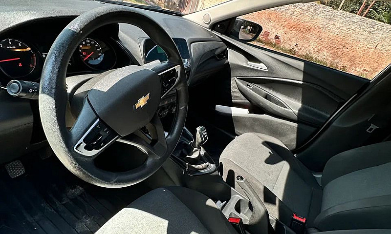 Chevrolet Onix Hatch...
