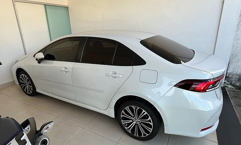Toyota Corolla Xei 2...