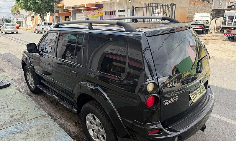 Mitsubishi Pajero Sp...