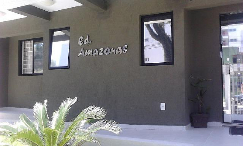 Apartamento C/ Sacad...