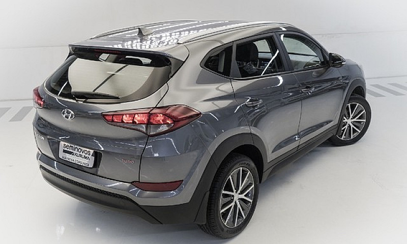Hyundai Tucson 1.6 1...