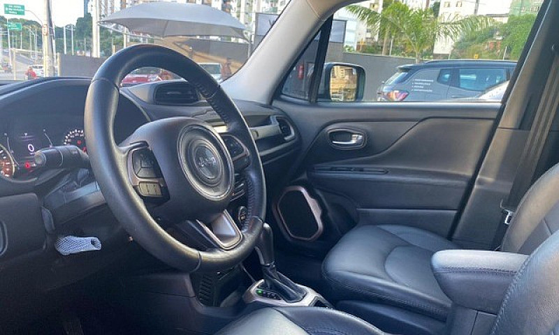 Jeep Renegade Long. ...