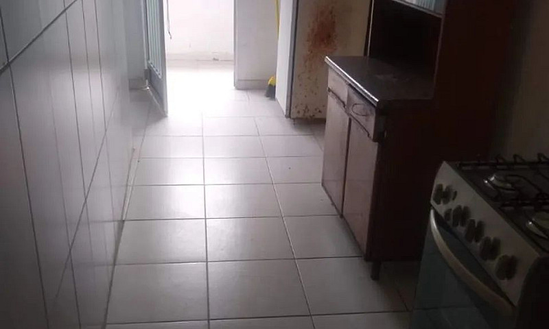 Alugo Com Mobilhas...