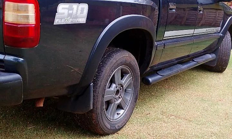 Chevrolet S10 P-Up A...