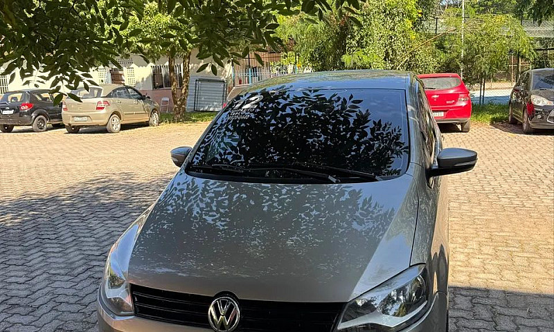 Volkswagen Fox 1.6 M...