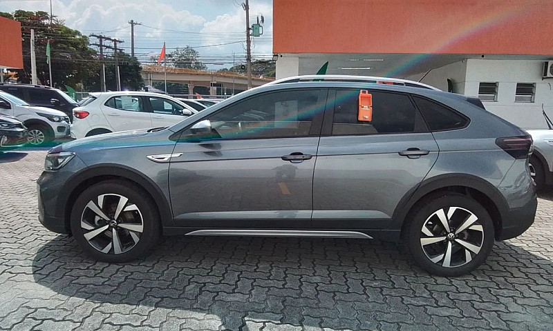 Volkswagen Nivus Hig...