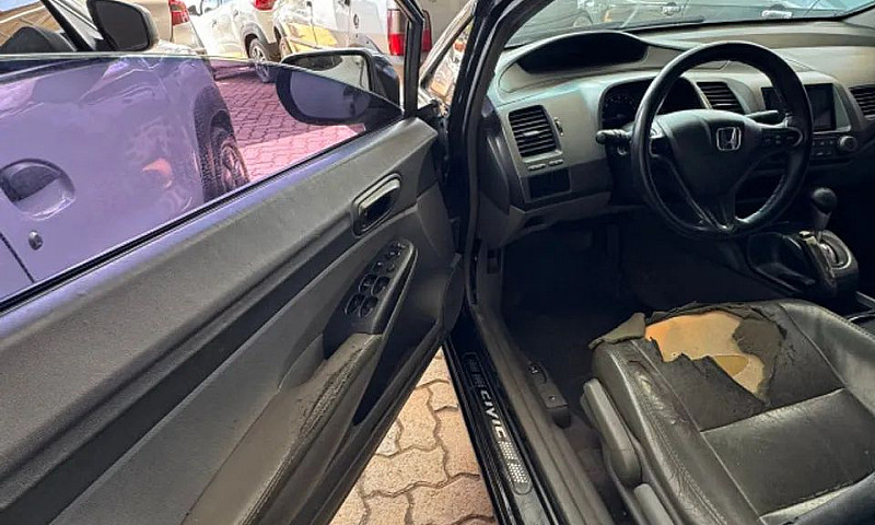 Honda Civic Sedan Lx...