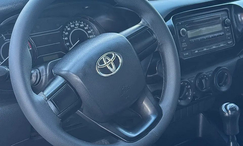 Toyota Hilux Cs 4X4 ...