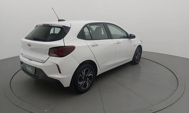 Chevrolet Onix Hatch...