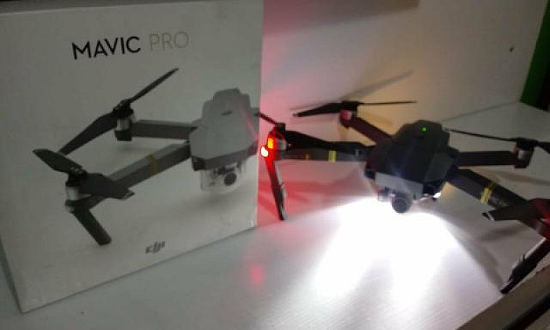Drone Mavic Pro...