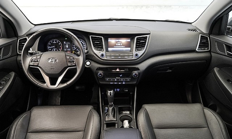 Hyundai Tucson 1.6 1...