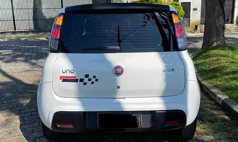 Fiat Uno Bem Conserv...