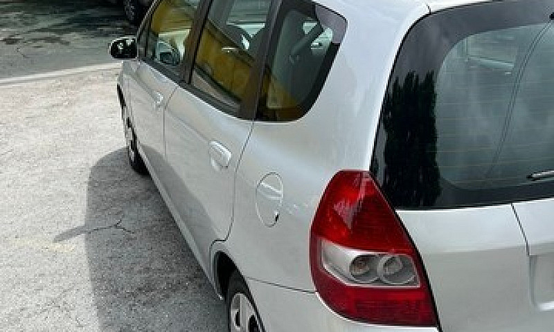 Fit 1.4 2005 ...