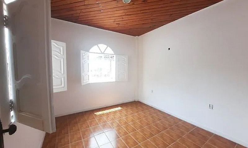 Vendo Casa Na Raiz...