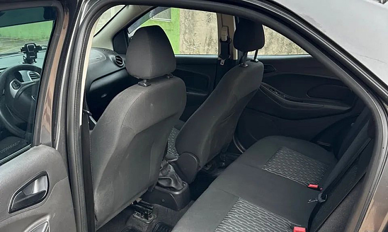 Ford Ka 1.5 Sedan Se...