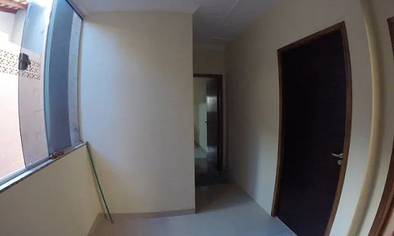 Casa Com Piscina Dir...