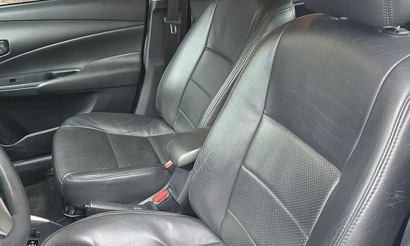Toyota Yaris Xl Live...