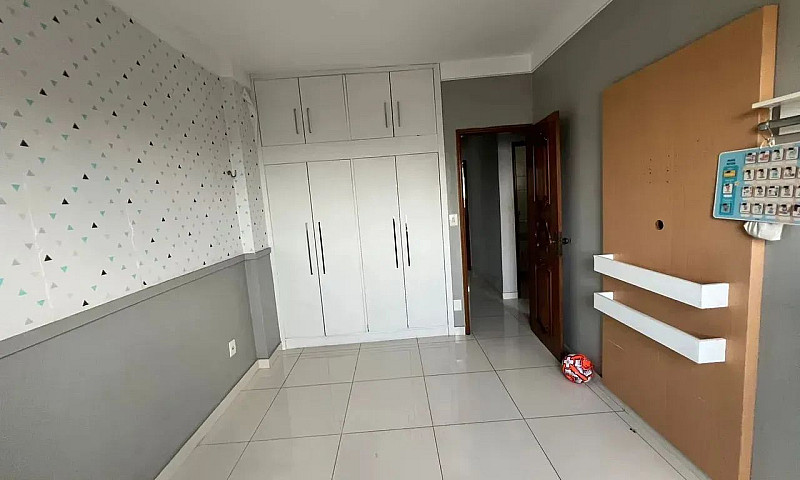 Ed Village: Apartame...