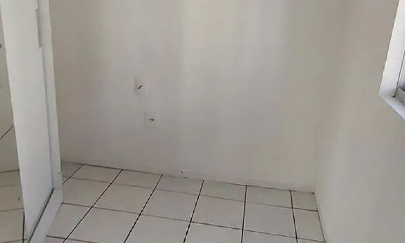 Casa Com 3 Dormitóri...