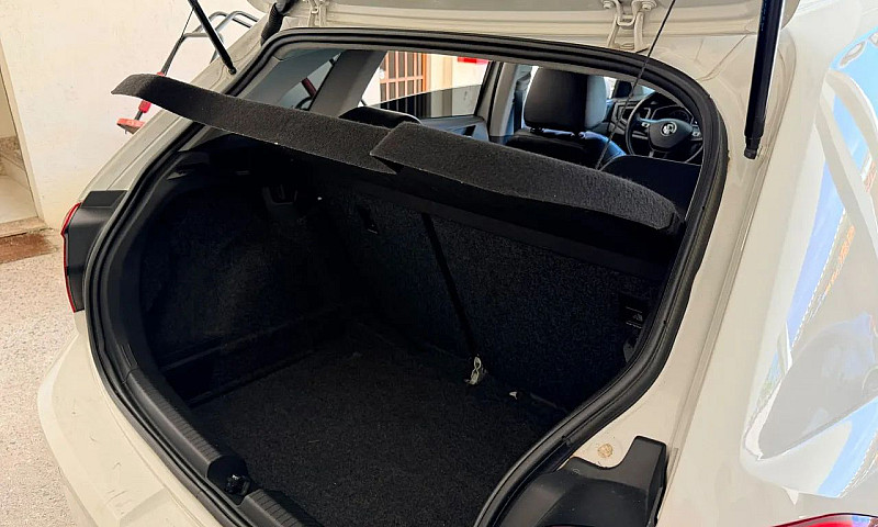 Volkswagen Polo Comf...