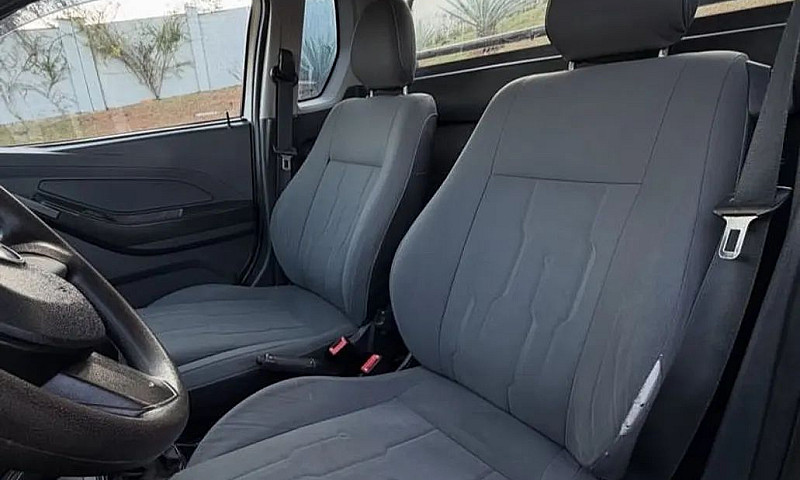 Chevrolet Montana Ls...