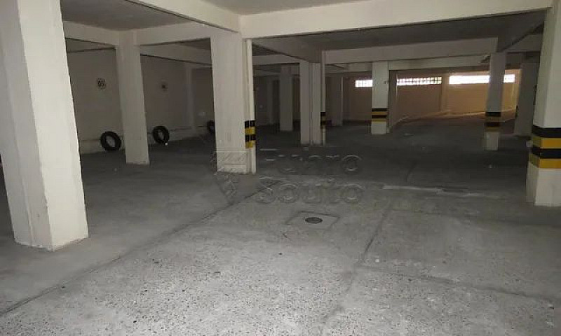 Apartamento Padrão E...