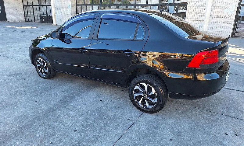 Volkswagen Voyage 1....