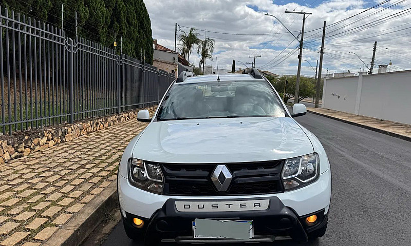 Renault Duster Expre...