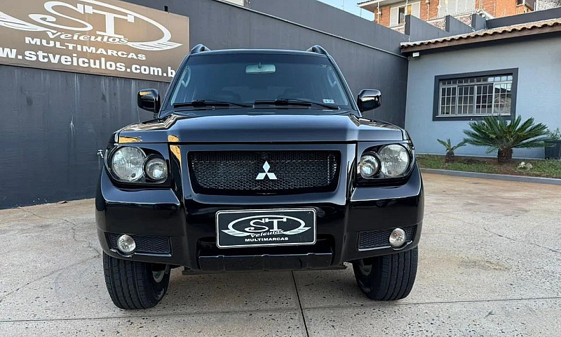 Mitsubishi Pajero Tr...