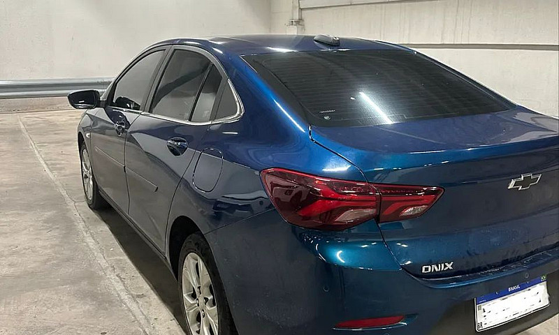 Chevrolet Onix Sedan...