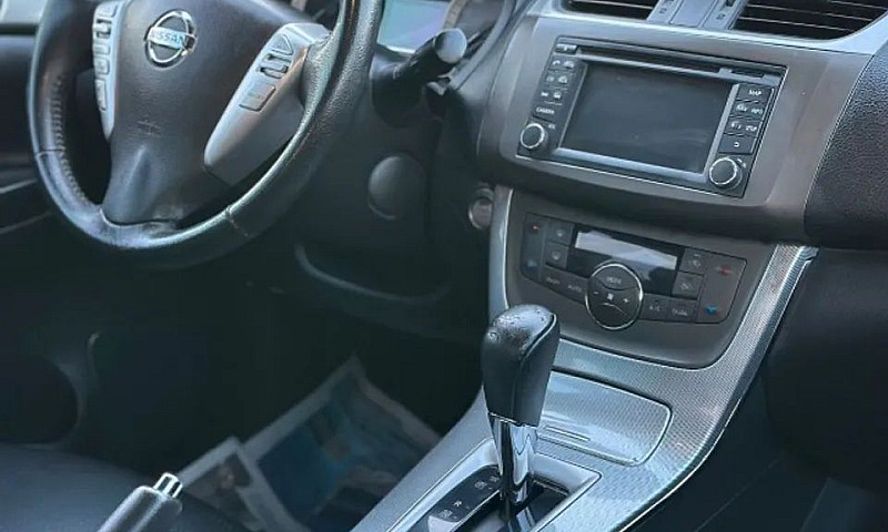 Nissan Sentra Sl 2.0...