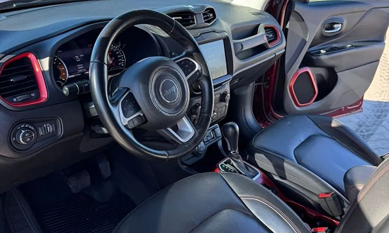 Jeep Renegade Trailh...