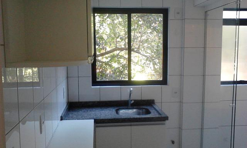 Apartamento C/ Sacad...