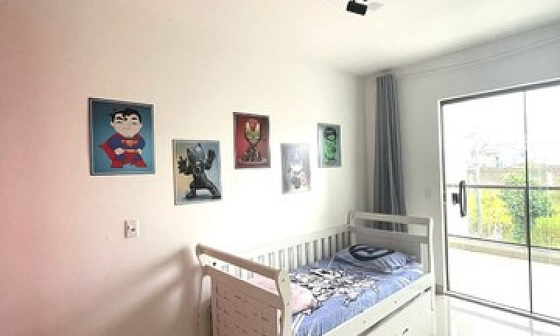 Casa Duplex Em Uma D...