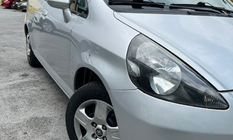 Fit 1.4 2005 ...