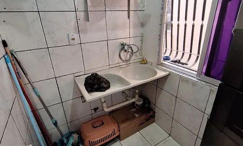 Ap Em Condomínio Qui...