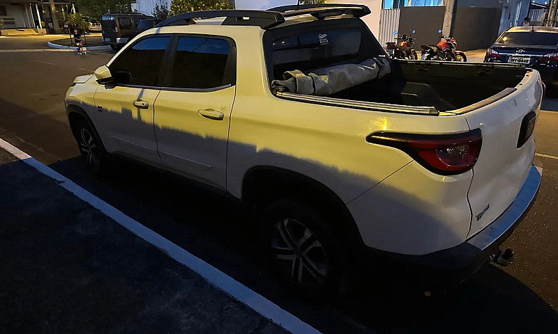 Fiat Toro Freedom 2....