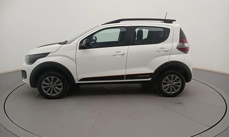 Fiat Mobi Trekking 1...