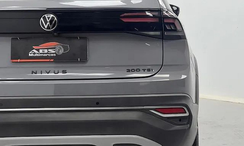 Volkswagen Nivus Hig...