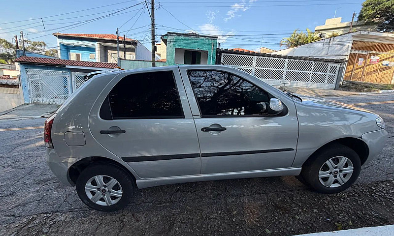 Fiat Palio 1.0 Econo...