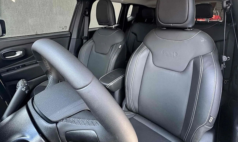 Jeep Renegade Long. ...