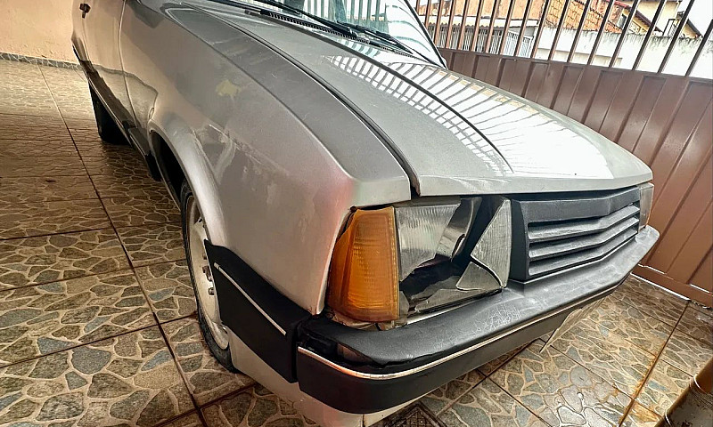 Chevrolet Chevette L...