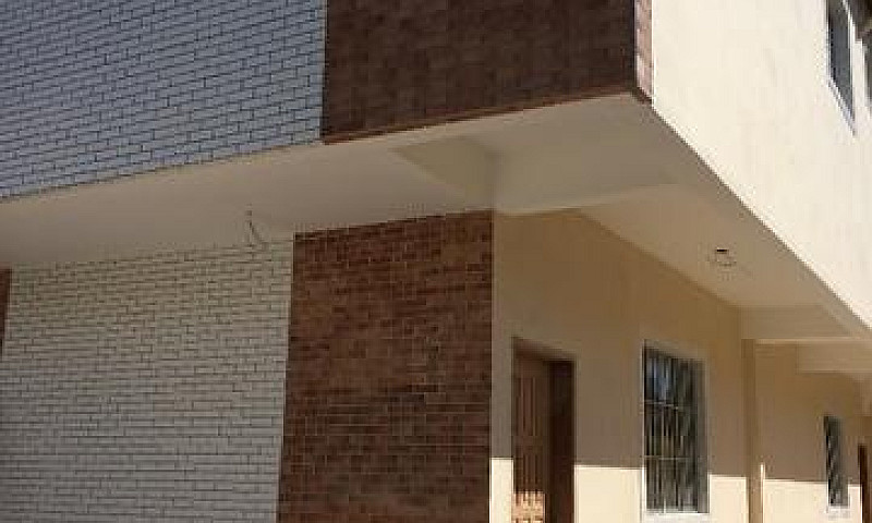 Sobrado Em Villagio...