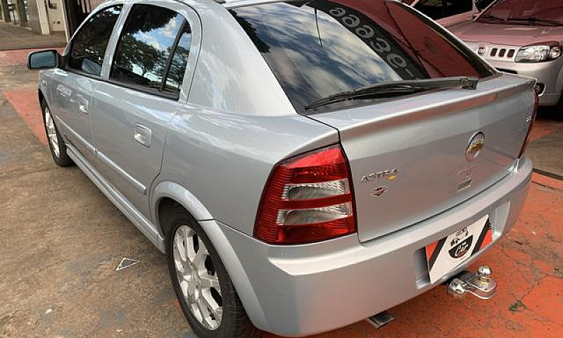 Chevrolet Astra Adva...