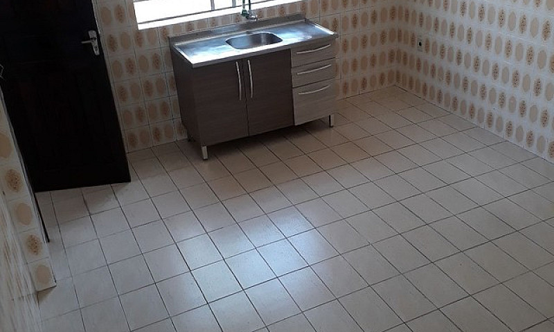 Aluga-Se Apartamento...