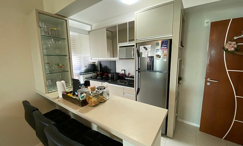 Apartamento Semi-Mob...