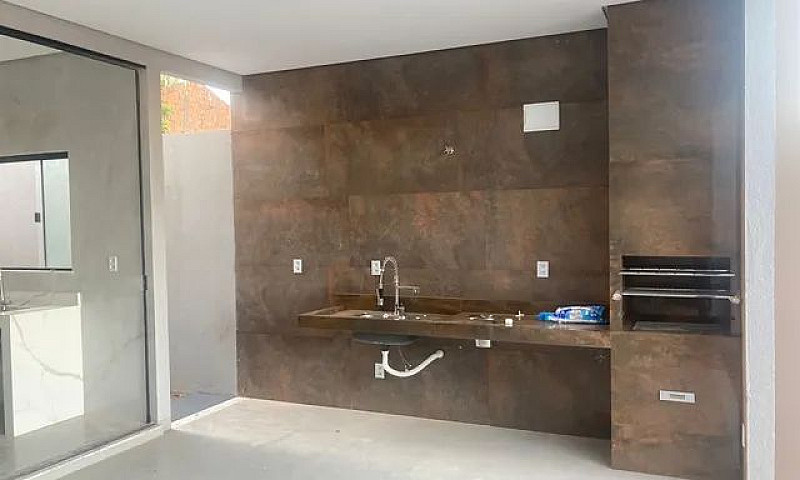 Vende-Se Casa De Alt...