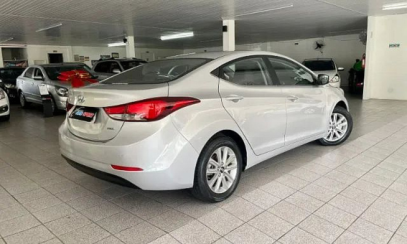 Hyundai Elantra 2.0 ...