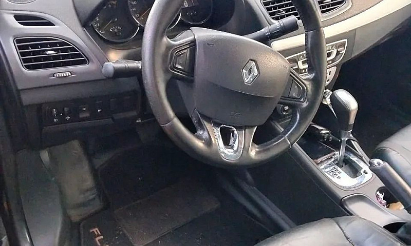 Renault Fluence Sed....